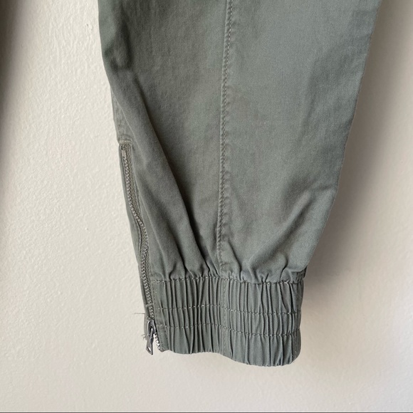 Abercrombie & Fitch Utility Jogger Pants Small - Picture 3 of 8